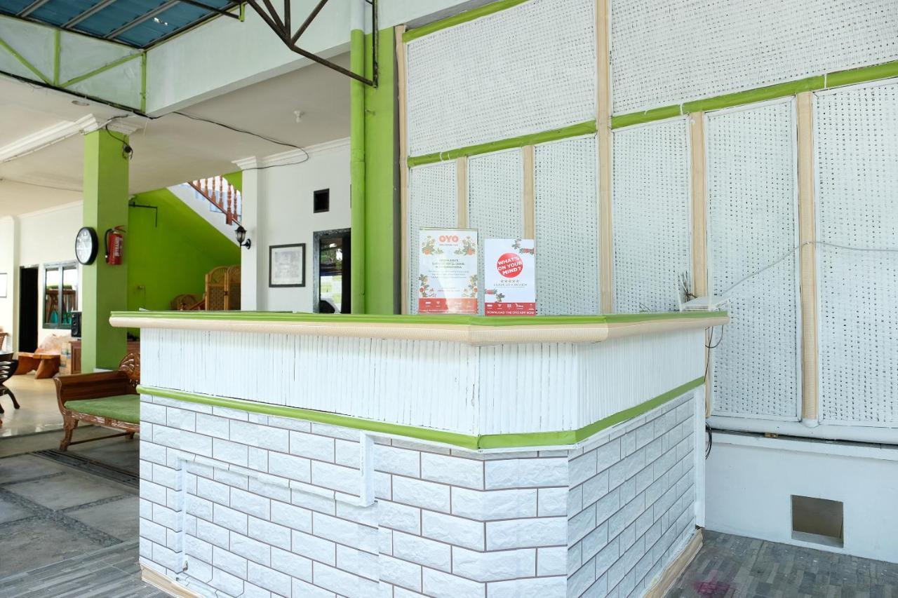 Oyo 2186 Esbe Hotel Syariah Tanjung Pandan Exteriér fotografie
