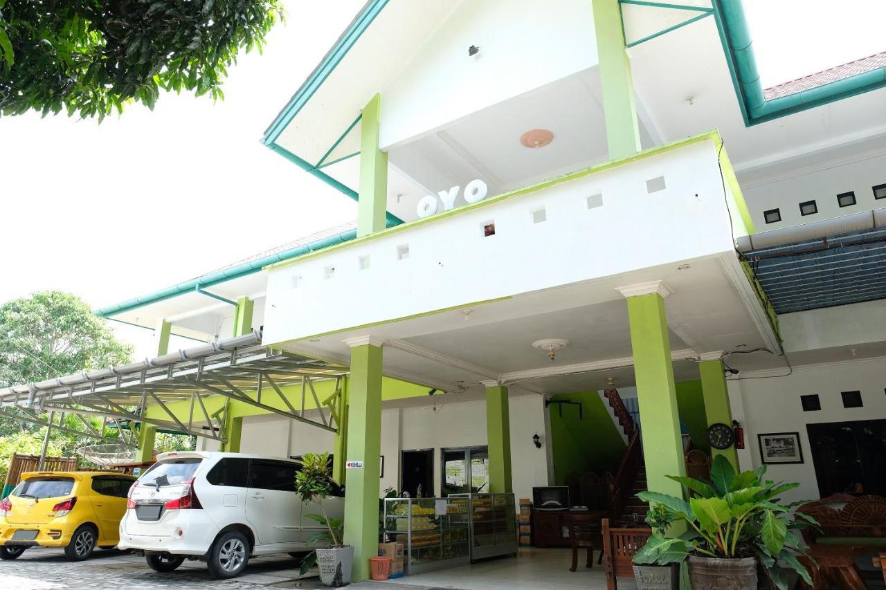 Oyo 2186 Esbe Hotel Syariah Tanjung Pandan Exteriér fotografie