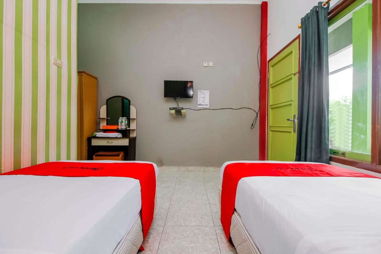 Oyo 2186 Esbe Hotel Syariah Tanjung Pandan Exteriér fotografie