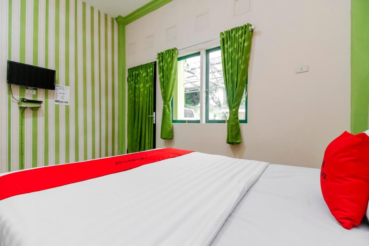 Oyo 2186 Esbe Hotel Syariah Tanjung Pandan Exteriér fotografie