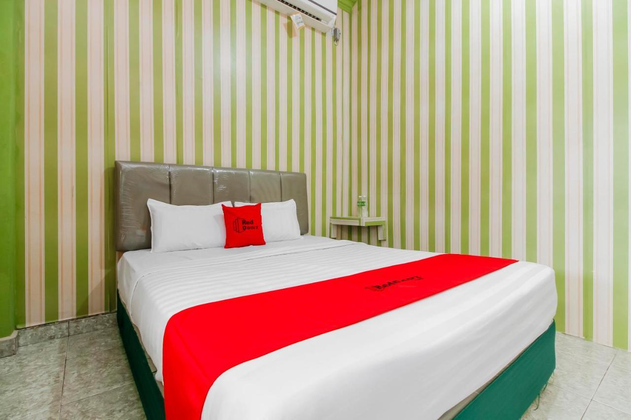 Oyo 2186 Esbe Hotel Syariah Tanjung Pandan Exteriér fotografie