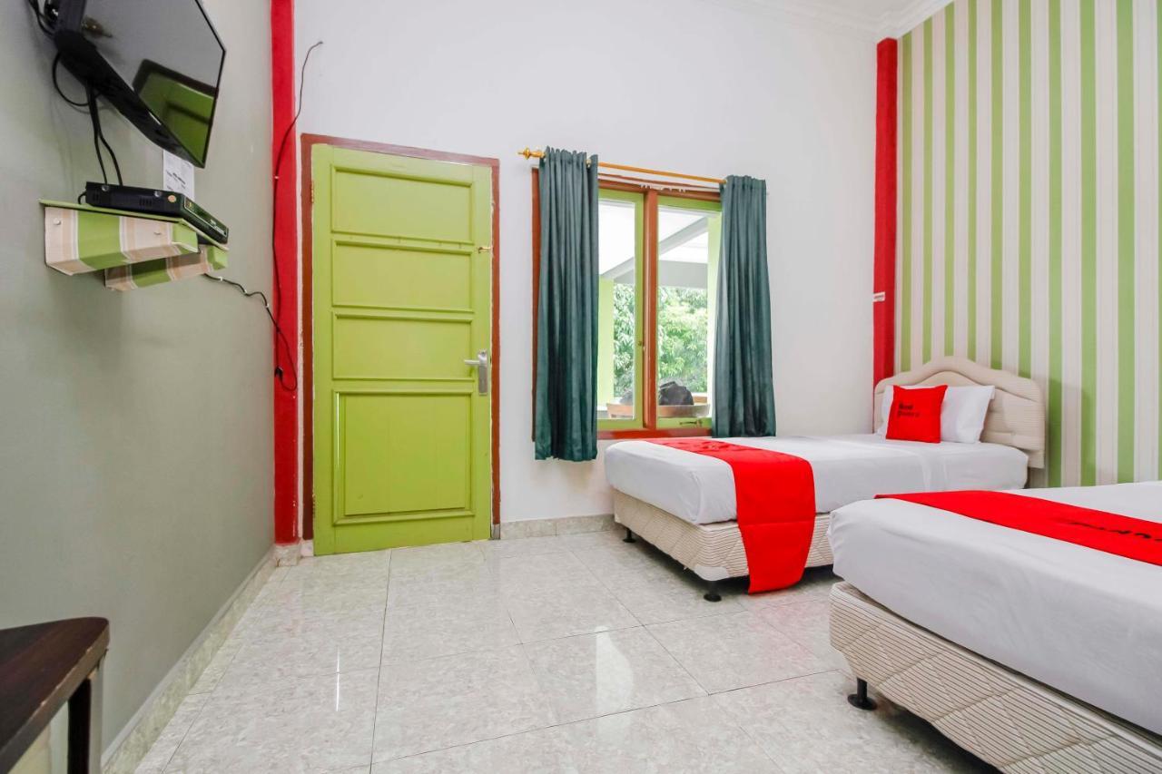 Oyo 2186 Esbe Hotel Syariah Tanjung Pandan Exteriér fotografie