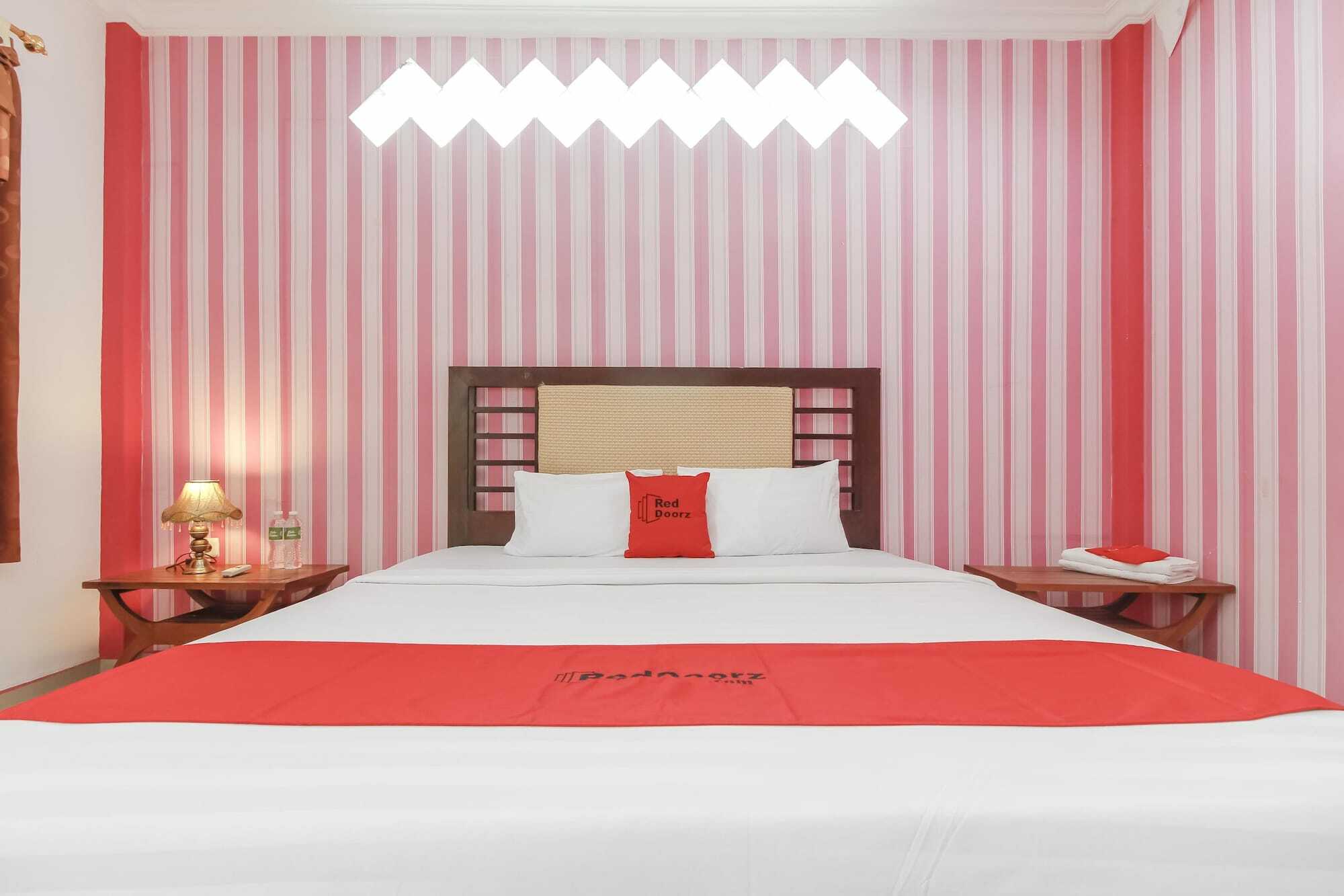 Oyo 2186 Esbe Hotel Syariah Tanjung Pandan Exteriér fotografie