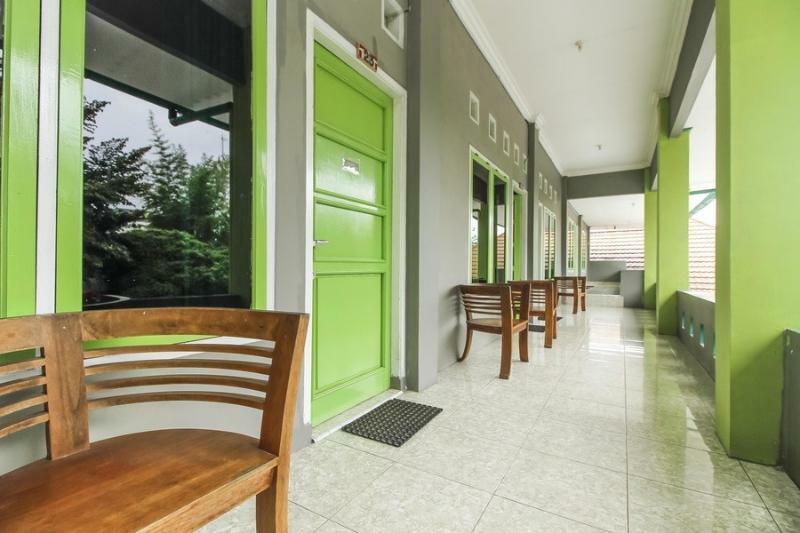 Oyo 2186 Esbe Hotel Syariah Tanjung Pandan Exteriér fotografie