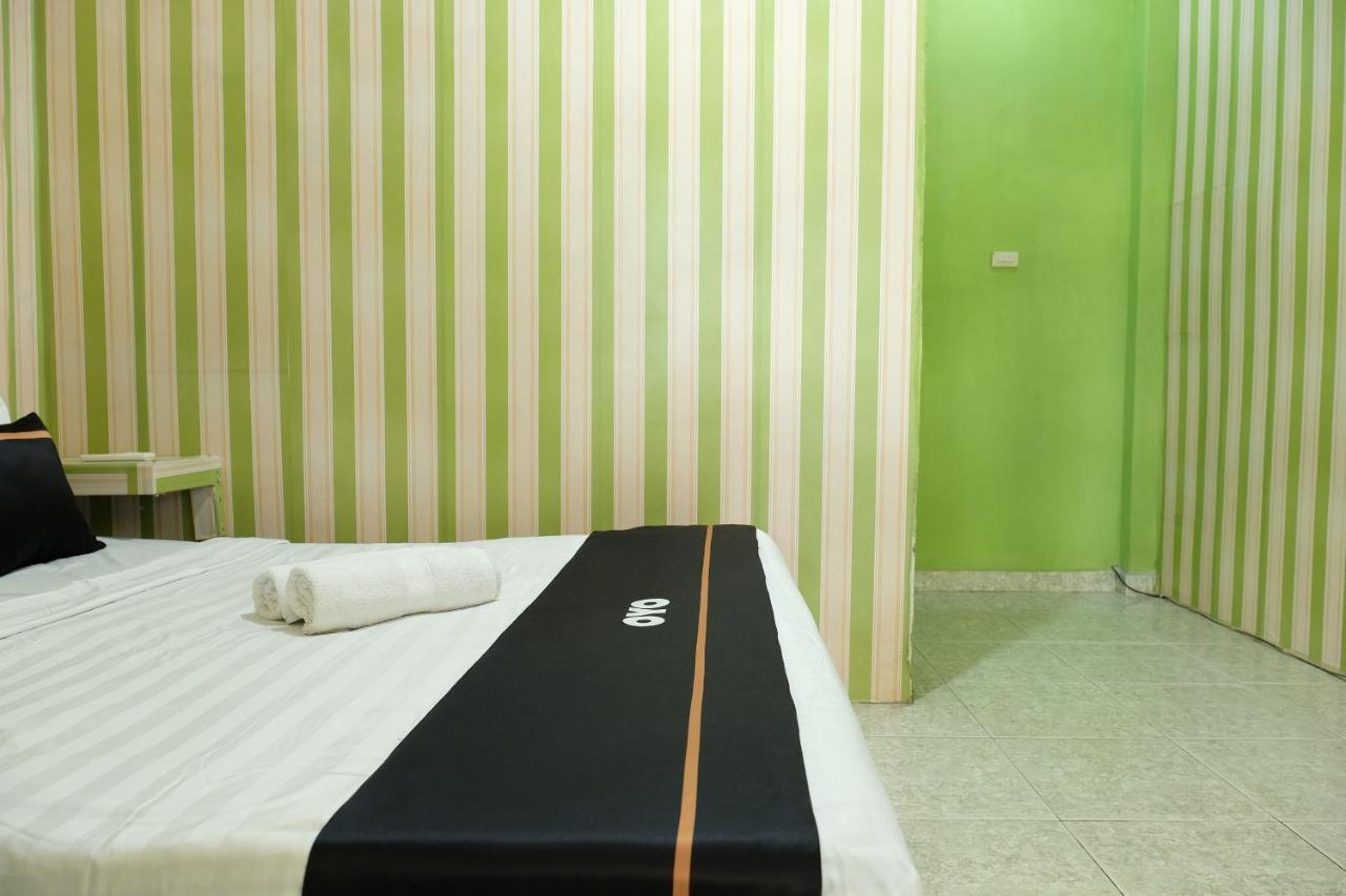 Oyo 2186 Esbe Hotel Syariah Tanjung Pandan Exteriér fotografie